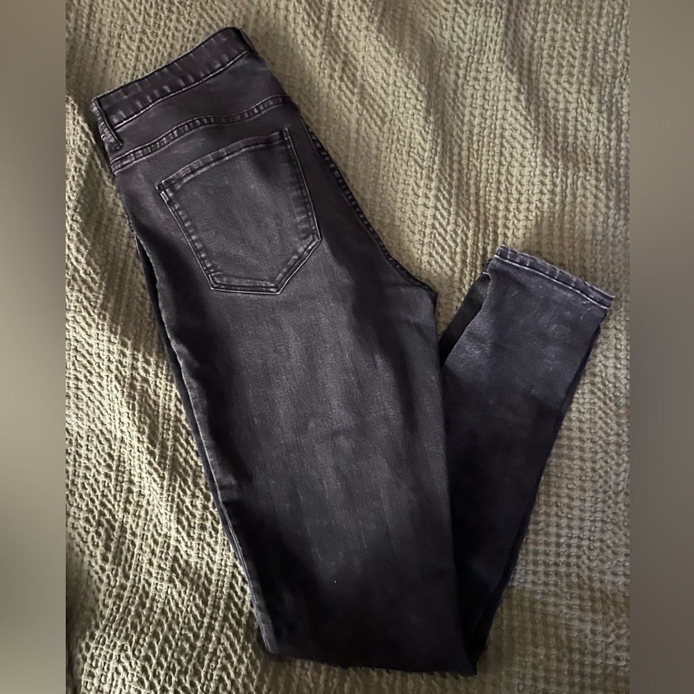 High waisted skinny jean